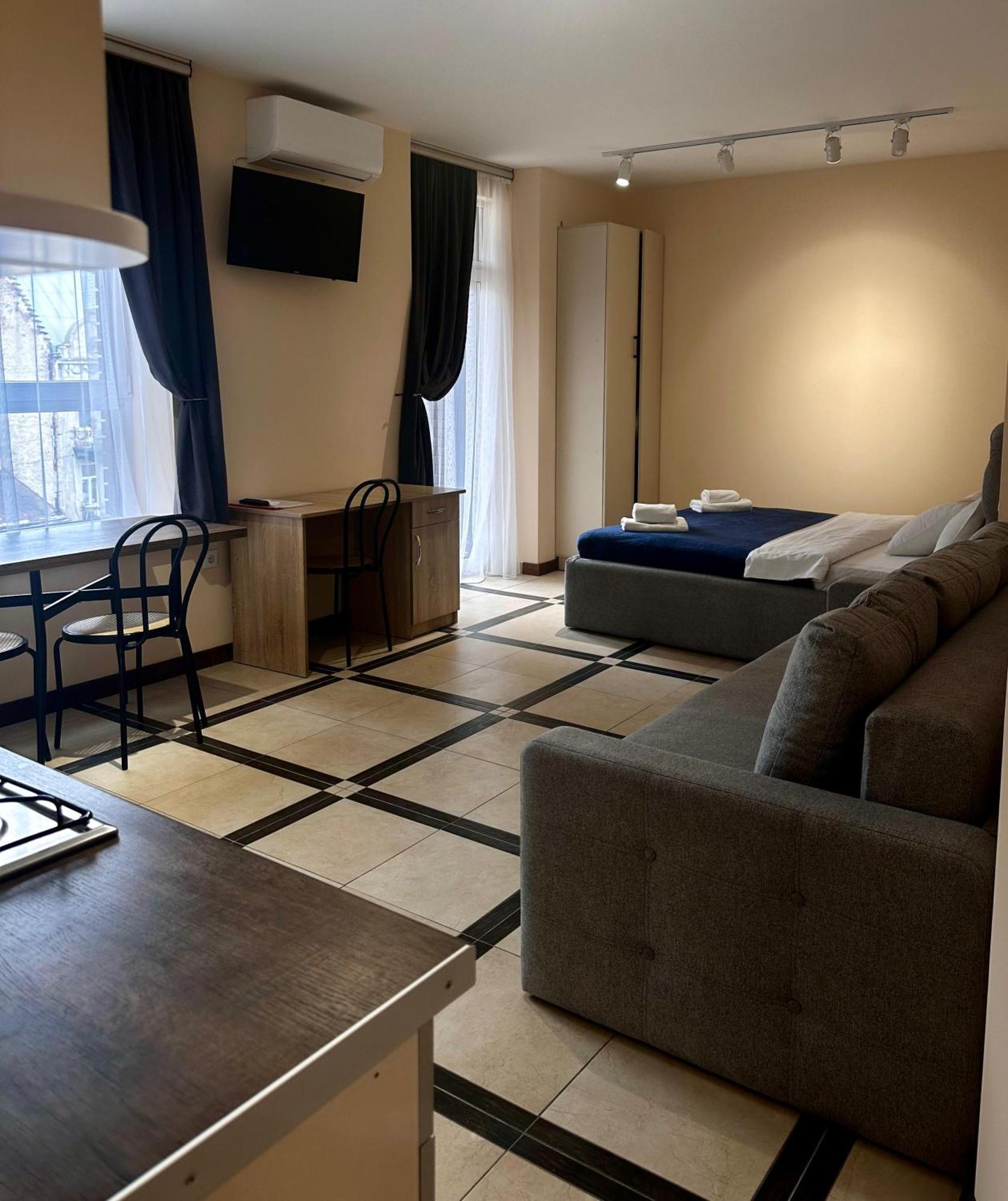 Opera Center Hotel & Apartments Λβιβ Εξωτερικό φωτογραφία